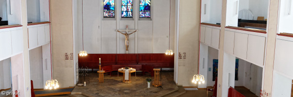 Blick in die Kirche