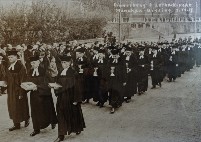 1927 Einweihung der Lutherkirche